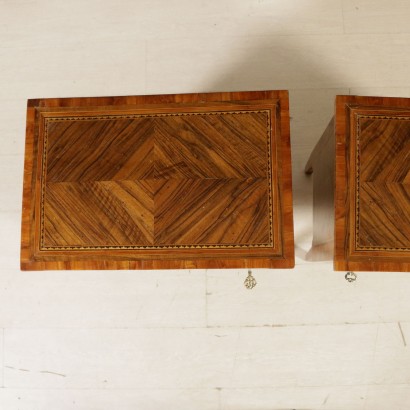 Coppia di Comodini Neoclassici