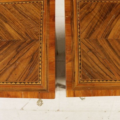 Coppia di Comodini Neoclassici