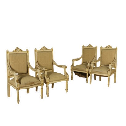 Quattro Poltrone in Stile