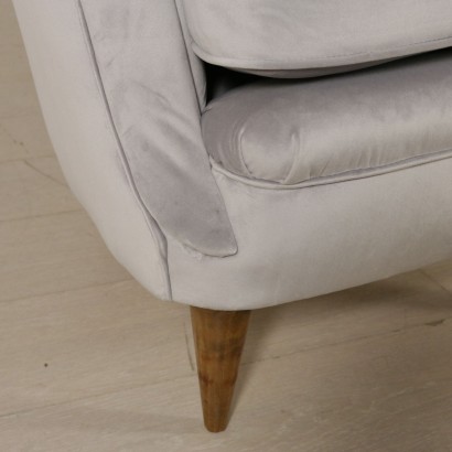 poltrone, poltrone di design, poltrone modernariato, poltrone vintage, poltrone in velluto, poltrone anni 40, poltrone anni 50, velluto operato, #dimanoinmano, #MadeInItaly, #madeinitaly, #poltrone, #poltronedidesign, #poltronemodernariato, #poltronevintage, #poltroneinvelluto, #poltroneanni40, #poltroneanni50