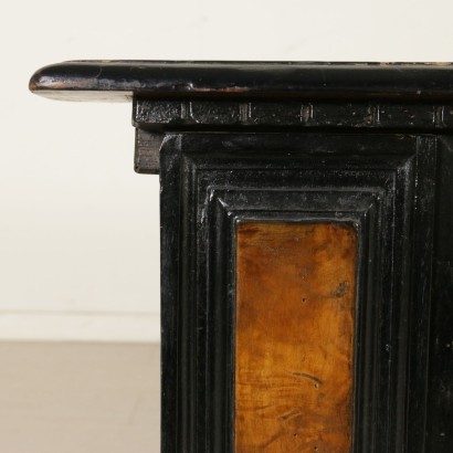 Cassapanca Veneta-particolare