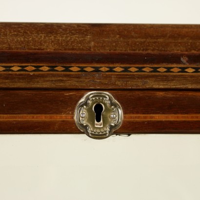 antiquités, vitrine, vitrine antique, vitrine antique, vitrine italienne antique, vitrine antique, vitrine néoclassique, vitrine du 19ème siècle