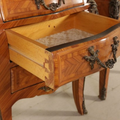 antiquités, table de chevet, table de chevet antique, tables de chevet antiques, table de chevet italienne antique, table de chevet antique, table de chevet de style, table de chevet des années 1900