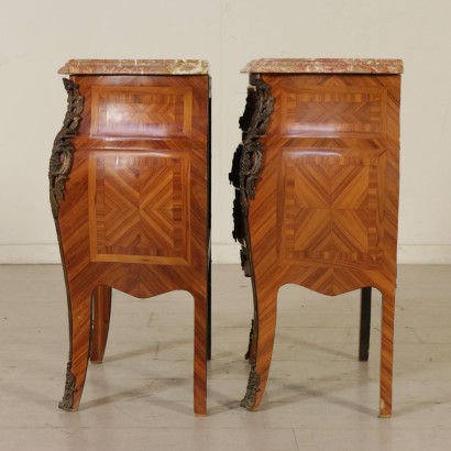 antiquités, table de chevet, table de chevet antique, tables de chevet antiques, table de chevet italienne antique, table de chevet antique, table de chevet de style, table de chevet des années 1900