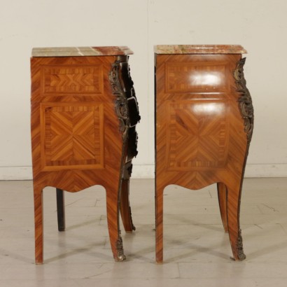 antiquités, table de chevet, table de chevet antique, tables de chevet antiques, table de chevet italienne antique, table de chevet antique, table de chevet de style, table de chevet des années 1900