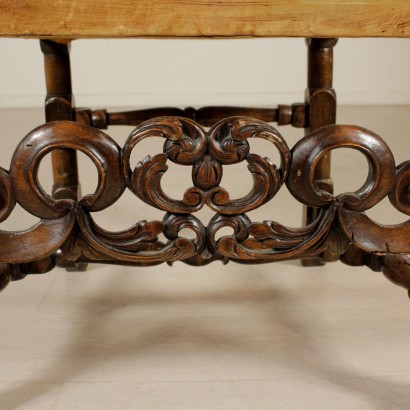 Trône Sculpté de détails