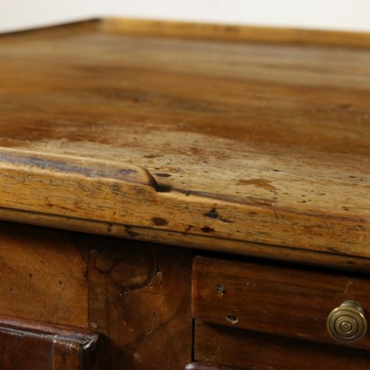 Scrivania Direttorio-particolare