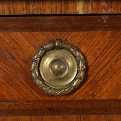 Cassettone Napoleone III-particolare
