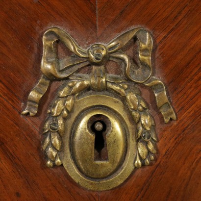 Cassettone Napoleone III-particolare