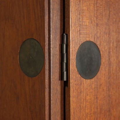 modern antique, modern design, wardrobe, modern wardrobe, modern wardrobe, Italian wardrobe, vintage wardrobe, 60's wardrobe, 60's design wardrobe. cabinet, wardrobe with two hinged doors.