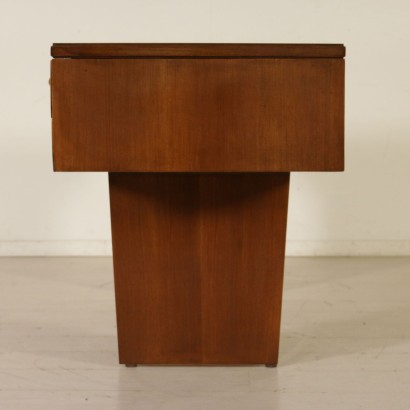 antigüedades modernas, antigüedades de diseño moderno, escritorio, escritorio antiguo moderno, escritorio de antigüedades moderno, escritorio italiano, escritorio vintage, escritorio de los años 50, escritorio de diseño de los años 50, escritorio con cajones.