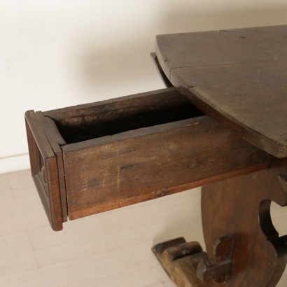 antique, table, antique table, antique table, antique Italian table, antique table, neoclassical table, table of the 900, table with hinges, cup table, cup table with hinges.