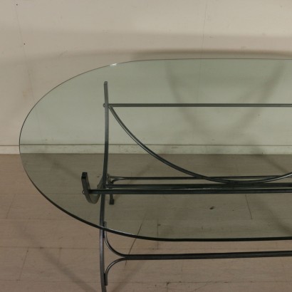 modernariato, modernariato di design, tavolo, tavolo modernariato, tavolo di modernariato, tavolo italiano, tavolo vintage, tavolo anni 70-80, tavolo design anni 70-80, tavolo con base in metallo.