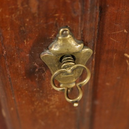 Credenza Scantonata-particolare