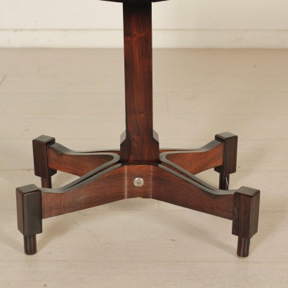 Moderne Antiquitäten, modernes Design Antiquitäten, Nachttisch, moderner Antik Nachttisch, moderne Antiquitäten Nachttisch, italienischer Nachttisch, Vintage Nachttisch, 1960er Nachttisch, 1960er Design Nachttisch, Claudio Salocchi Nachttisch.