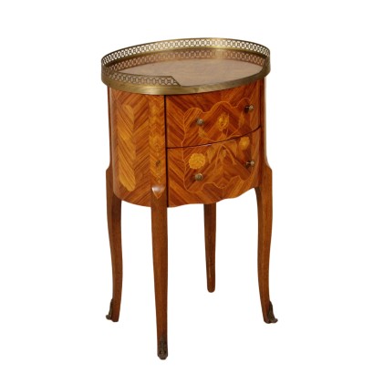 En la mesilla de noche desde el Centro de la