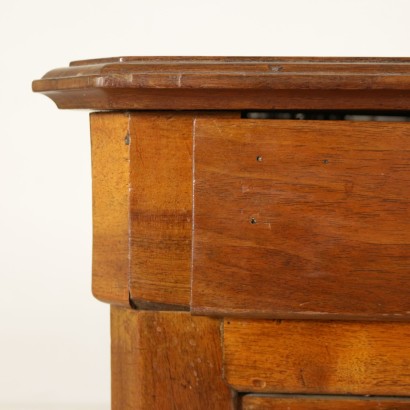 Aparador con Tres Puertas francesas-especial