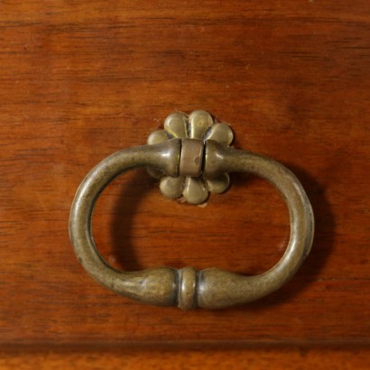 Aparador con Tres Puertas francesas-especial