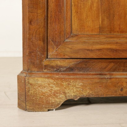 Aparador con Tres Puertas francesas-especial