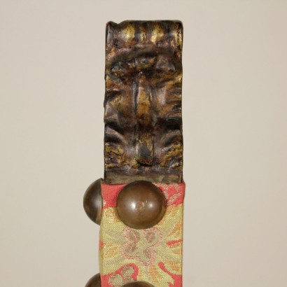 Par de Sillas Talladas-detalle