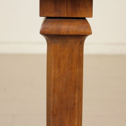 antigüedades, mesita de noche, mesita de noche antigua, mesitas de noche antiguas, mesita de noche italiana antigua, mesita de noche antigua, mesita de noche neoclásica, mesitas de noche del siglo XX, par de mesitas de noche en maderas antiguas.