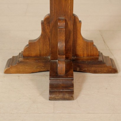 antigüedades, mesita de noche, mesita de noche antigua, mesitas de noche antiguas, mesita de noche italiana antigua, mesita de noche antigua, mesita de noche neoclásica, mesitas de noche del siglo XX, par de mesitas de noche en maderas antiguas.