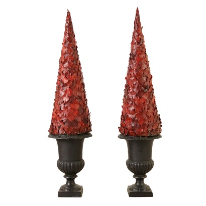 Coppia di Vasi in Ghisa