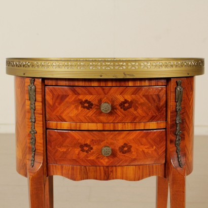 antigüedades, mesita de noche, mesita de noche antigua, mesita de noche antigua, mesita de noche italiana antigua, mesita de noche antigua, mesita de noche neoclásica, mesitas de noche del siglo XX, mesita de noche.