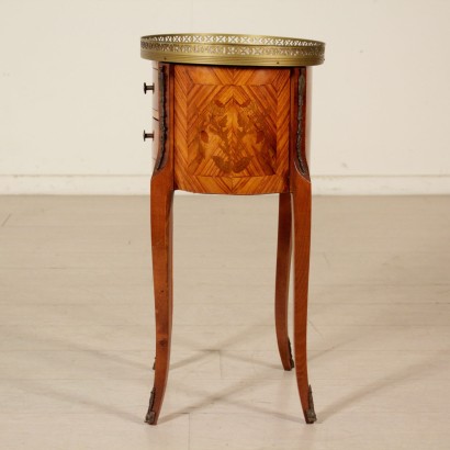 antigüedades, mesita de noche, mesita de noche antigua, mesita de noche antigua, mesita de noche italiana antigua, mesita de noche antigua, mesita de noche neoclásica, mesitas de noche del siglo XX, mesita de noche.