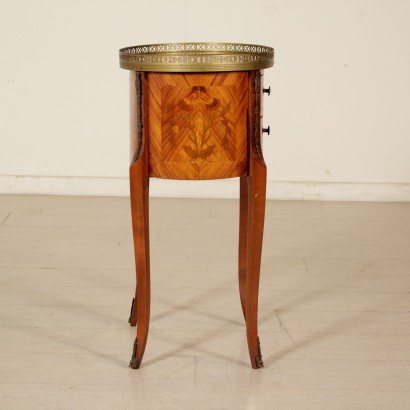 antigüedades, mesita de noche, mesita de noche antigua, mesita de noche antigua, mesita de noche italiana antigua, mesita de noche antigua, mesita de noche neoclásica, mesitas de noche del siglo XX, mesita de noche.