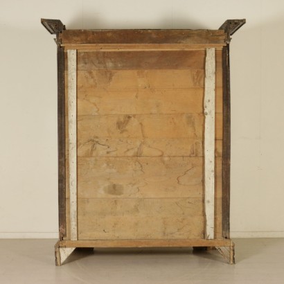 Armario en madera de Nogal en el Siglo XVIII-la parte de atrás