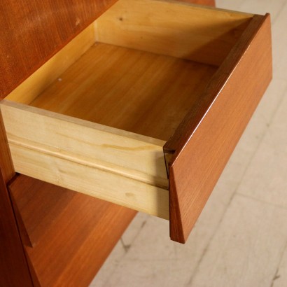 antigüedades modernas, antigüedades de diseño moderno, aparador, aparador de antigüedades modernas, aparador de antigüedades modernas, aparador italiano, aparador vintage, aparador de los años 60, aparador de diseño de los 60, solapa de los 60, escritorio.