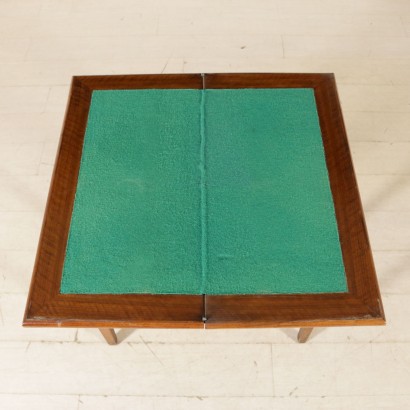 Mesa de café desde el Directorio del Juego-detalle