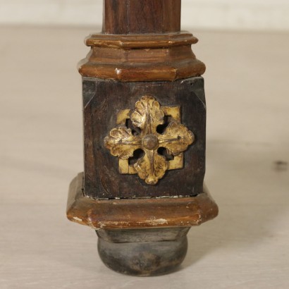 Par de Consola de neo-gótico-particular