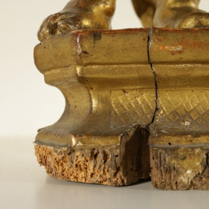 Torciere de Madera Tallada -detalle