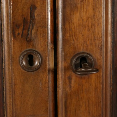 Deux Portes de l'armoire spécial