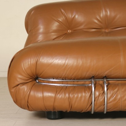 modernariato, modernariato di design, divano, divano modernariato, divano di modernariato, divano italiano, divano vintage, divano anni 70, divano design anni 70, divano Soriana, divano produzione Cassina.
