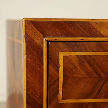 Kommode Bewegt-besonders