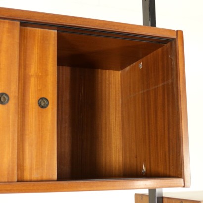 moderne Antiquitäten, modernes Design Antiquitäten, Bücherregal, modernes antikes Bücherregal, modernes antikes Bücherregal, italienisches Bücherregal, Vintage Bücherregal, 1950er-60er Bücherregal, 50er-60er Design Bücherregal, Bücherregal mit verstellbaren Positionselementen.