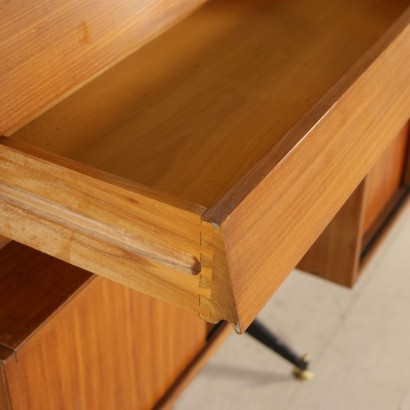 moderne Antiquitäten, modernes Design Antiquitäten, Bücherregal, modernes antikes Bücherregal, modernes antikes Bücherregal, italienisches Bücherregal, Vintage Bücherregal, 1950er-60er Bücherregal, 50er-60er Design Bücherregal, Bücherregal mit verstellbaren Positionselementen.