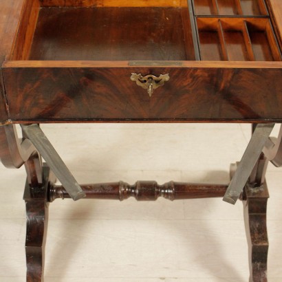 Couchtisch von Arbeit-insbesondere