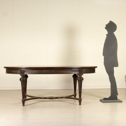 Table en Style Noyer Palissandre Fabriqué en Italie XXeme siècle