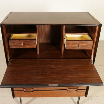 antigüedad moderna, antigüedad de diseño moderno, cómoda, cómoda antigua moderna, cómoda antigua moderna, cómoda italiana, cómoda vintage, cómoda de los 60, cómoda de diseño de los 60.