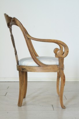 antiquités, restauration antique, chaises, fauteuils, canapés, restauration de fauteuils.
