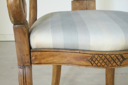 antiquités, restauration antique, chaises, fauteuils, canapés, restauration de fauteuils.