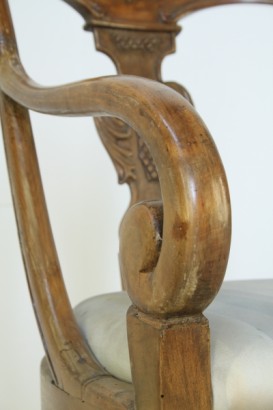 antiquités, restauration antique, chaises, fauteuils, canapés, restauration de fauteuils.