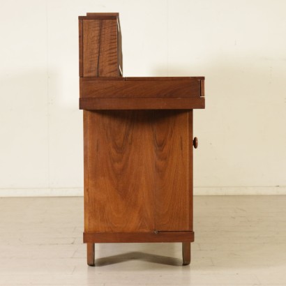 modernariato, modernariato di design, credenza, credenza modernariato, credenza di modernariato, credenza italiana, credenza vintage, credenza anni 60, credenza design anni 60, credenza Silvio Coppola.
