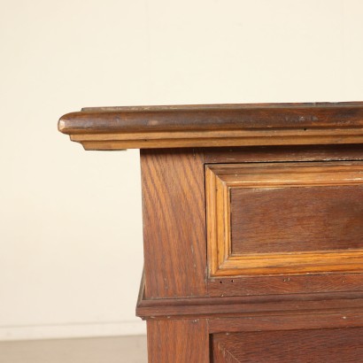 antiquariato, credenza, antiquariato credenza, credenza antica, credenza antica italiana, credenza di antiquariato, credenza neoclassica, credenza del 900, credenza in stile Rinascimento.