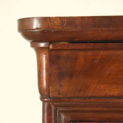 Secretaire in Piuma di Noce - particolare