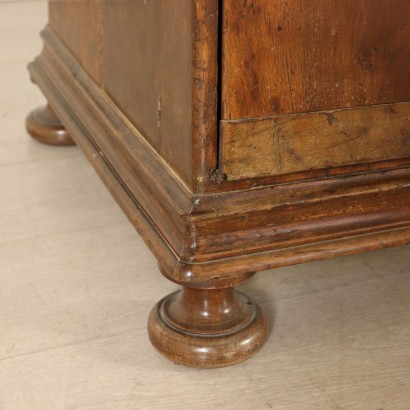 Pedestal Desk Walnut Veneto Italy First Half of 1700s